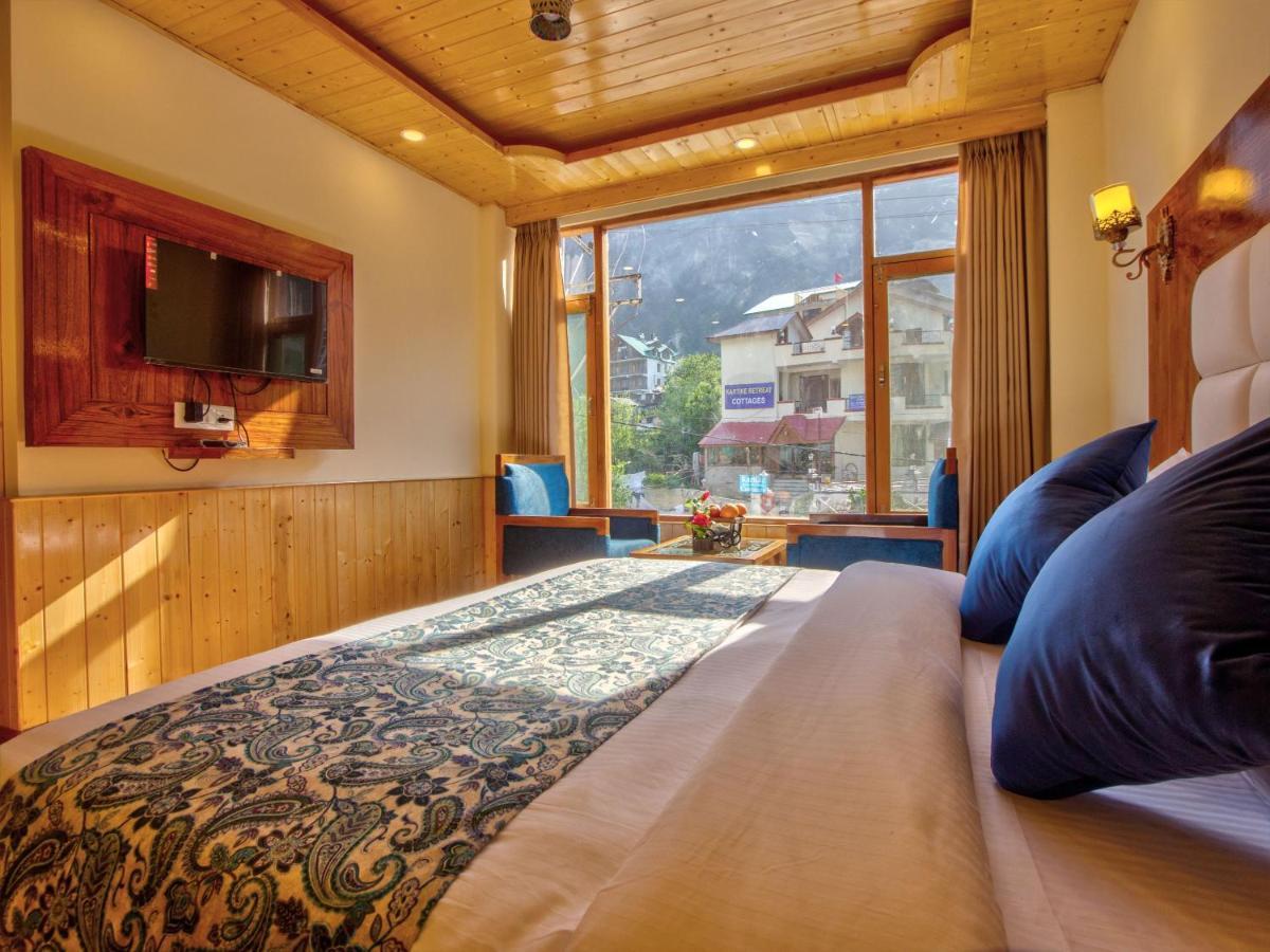 Hotel Swastik Grand Manali Extérieur photo