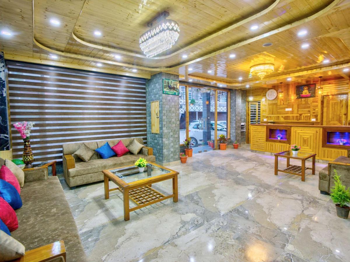 Hotel Swastik Grand Manali Extérieur photo