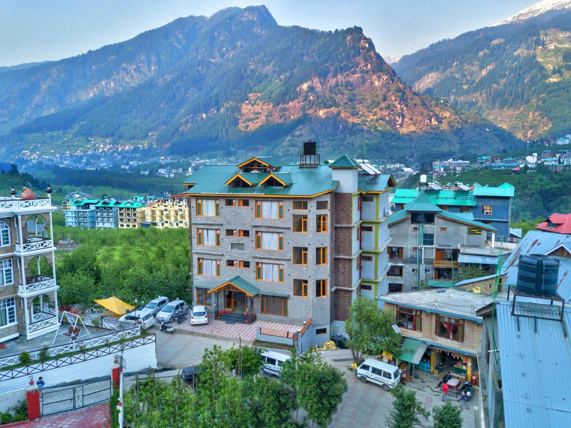 Hotel Swastik Grand Manali Extérieur photo